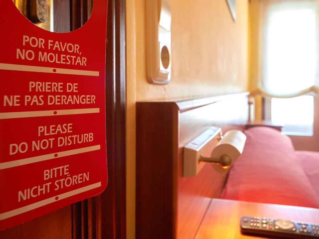 Pension Restaurante Sony Melide Eksteriør billede